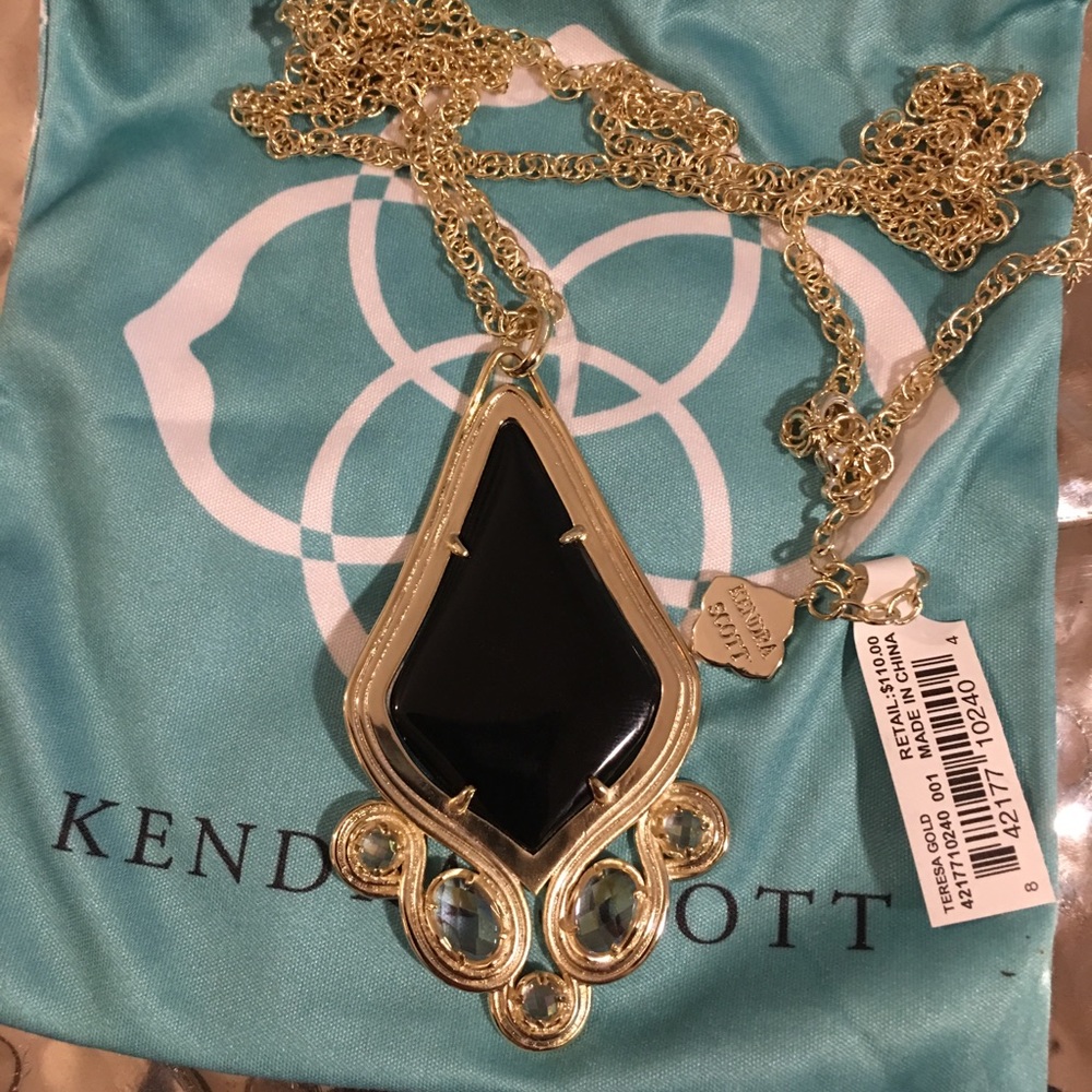 NWT Kendra Scott Teresa Gold Necklace With Black